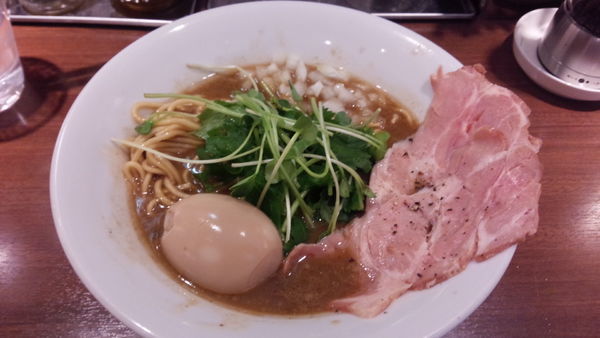 「濃厚烏賊煮干し中華そば」@麺屋 ねむ瑠の写真