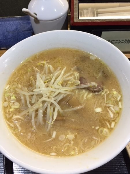 「みそらーめん　500円」@ラーメン三吉の写真