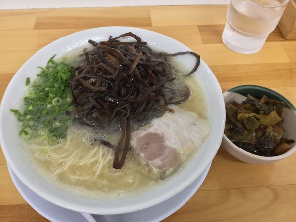 「キクラゲラーメン 中辛たかな ¥850 カレー替玉(ネギ・チャー」@博多元気一番！！ 春吉1丁目1-1店の写真