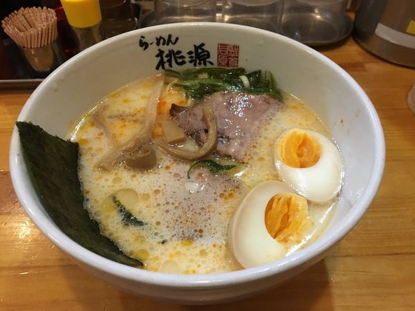 「コッテリうましお」@らーめん 桃源の写真