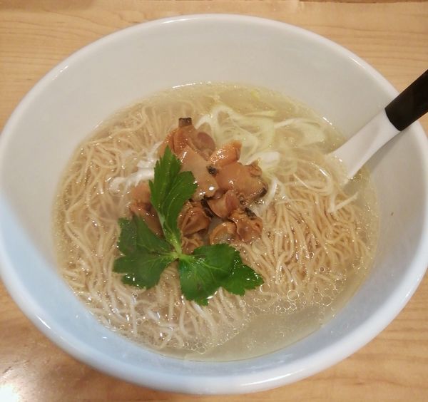 「ホンビノス（白蛤）そば」@麺屋Mの写真