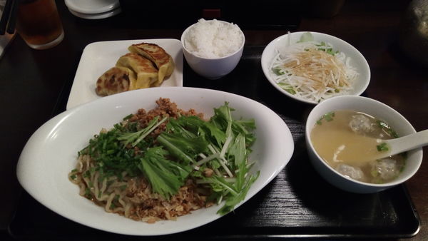 「汁なし担々麺」@松戸香房の写真