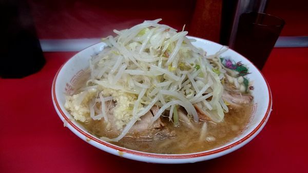 「小ぶた ニンニク」@ラーメン二郎 湘南藤沢店の写真