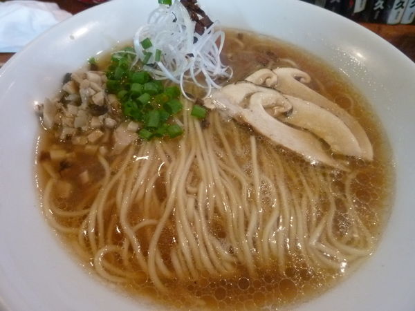 「【限定】はまぐり×まつたけラーメン　醤油」@麺酒処 ふくろうの写真