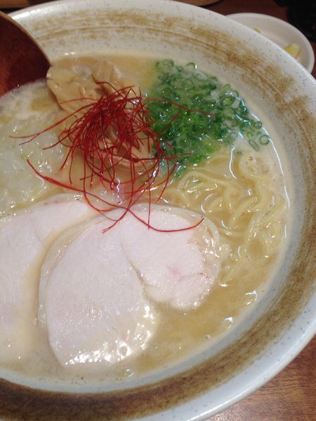 「濃厚鶏白湯らーめん」@麺匠ようすけの写真