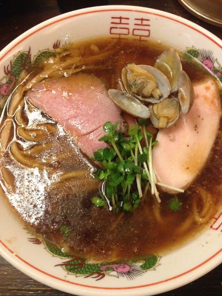 「醤油」@麬にかけろ 中崎壱丁 中崎商店會1-6-18号ラーメンの写真