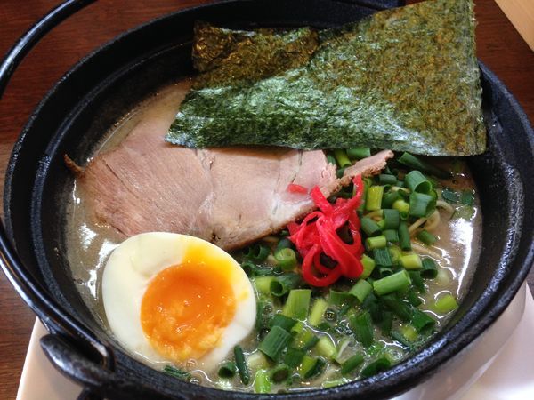 「らーめん白 ¥670」@麺処 新羽亭の写真