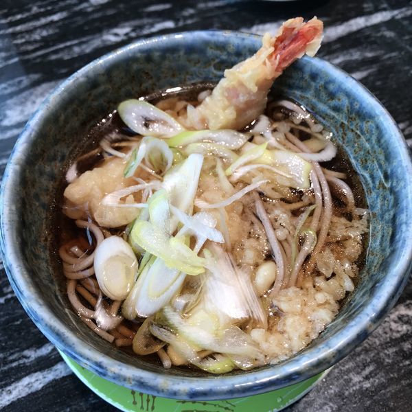 「えび天（￥340）※」@回転寿司 根室花まる 銀座店の写真