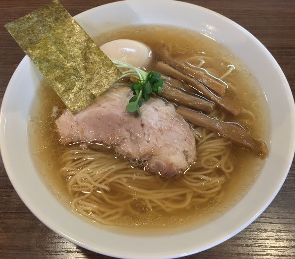 「白醤油中盛り＋味玉（￥700＋￥100）」@らーめん 夢中の写真