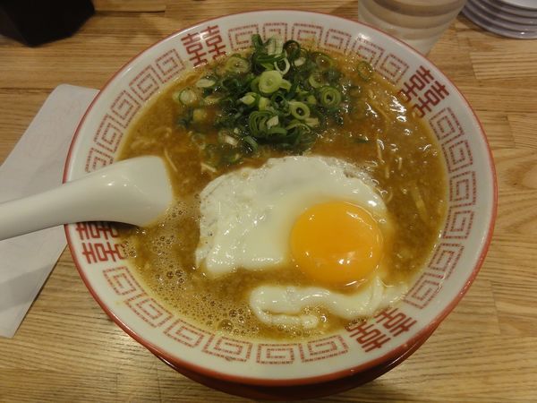 「カレーラーメン（並）」@麺毅家 河原町店の写真