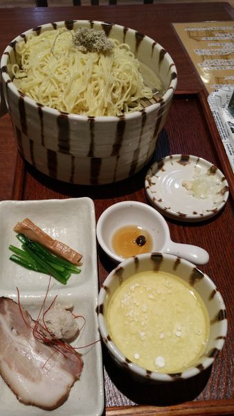 「熟成塩つけそば」@焙煎汐蕎麦処金字塔 立川店の写真