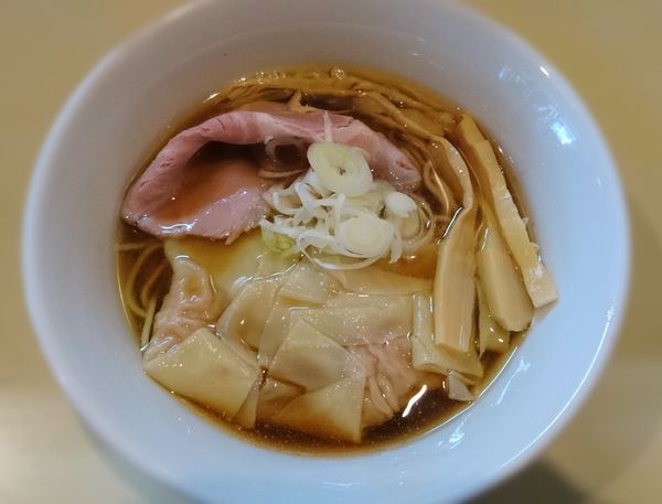 「【限定】ワンタン麺」@らーめん コッコの写真