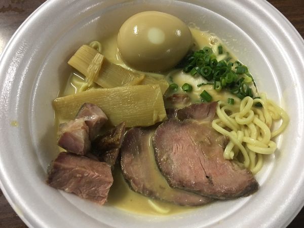「活龍、龍介コラボ。濃厚うにそば、特製トッピング」@つくばラーメンフェスタ2017の写真