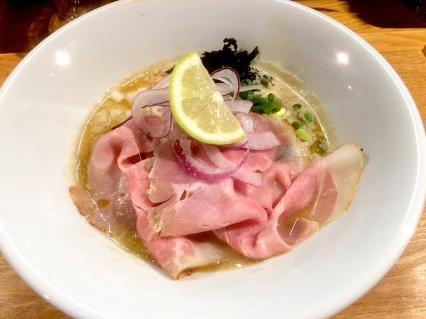 「鮭白子煮干そば（850円）」@中華そば 先崎の写真