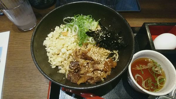 「すじ香露まぜそば_850円」@神戸肉そば 灘八の写真