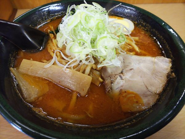 「鉄火麺」@味源 河辺店の写真