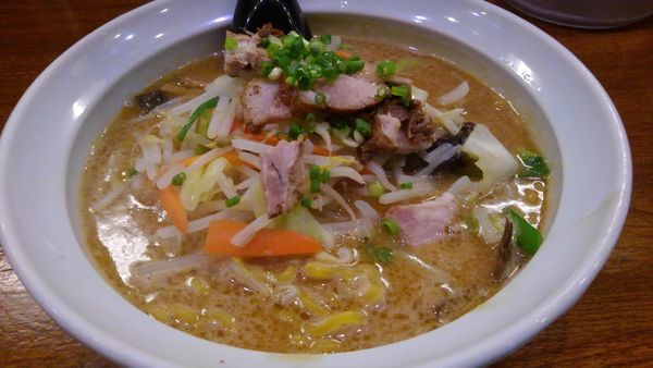 「濃厚味噌ラーメン 880円」@さっぽろ羅偉伝 高田馬場店の写真