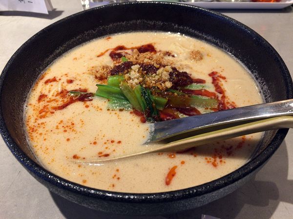 「担々麺（972円）」@担々麺 侘寂美の写真