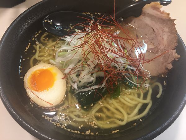 「あごだし塩ラーメン」@らーめん 司の写真