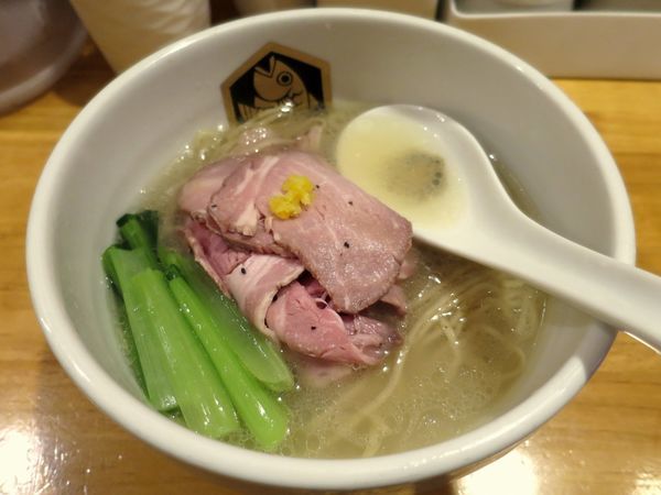 「真鯛らーめん ８００円」@真鯛らーめん 麺魚の写真