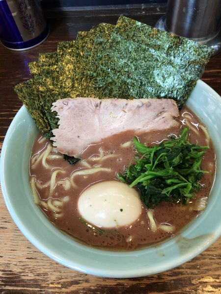 「半熟味玉ラーメン（850円）」@らーめん武道家 口の写真