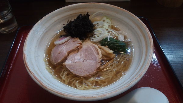 「魚介醤油らーめん」@麺屋むどうの写真