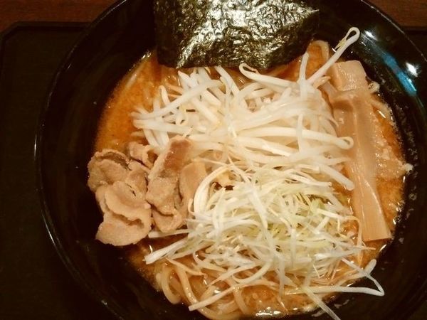 「背脂濃厚味噌ラーメン(太麺・大盛)」@麺匠 えい蔵 保谷店の写真