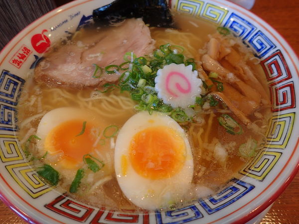 「かもめラーメン味玉のせ・潮味」@気仙沼 かもめ食堂の写真