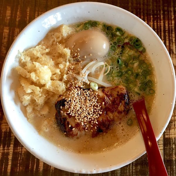 「伊予路味噌ラーメン (680円) 味付けたまご (100円)」@一興 久万ノ台店の写真