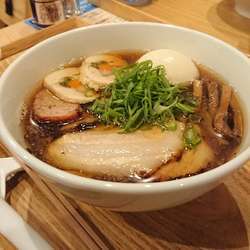 中華蕎麦＋特製トッピング