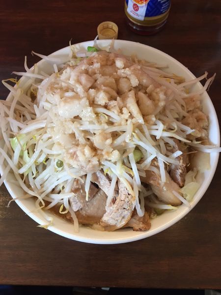 「ラーメン （ニンニクマシマシ、ヤサイアブラ）」@龍麺 ふえ郎の写真