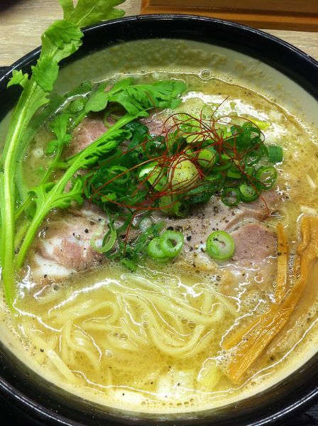 「鶏白湯」@西天満 麺乃家の写真