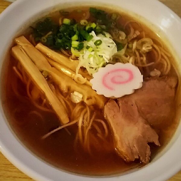 「【進化版招待特別価格】中華そば５００円＋餃子１５０円」@青春餃子の写真