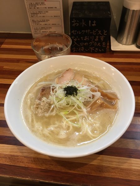 「ラーメン銀だら搾り」@鮮魚らーめん 五ノ神水産の写真