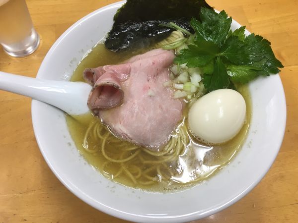 「味玉煮干そば白／¥900」@と多゛食堂の写真