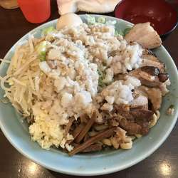 油そば400g+豚2枚+生卵(ニンニクヤサイアブラマシマシ)