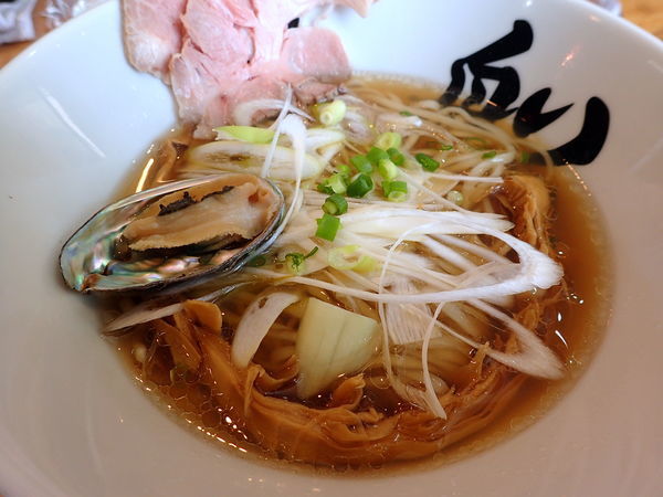 「貝だしラーメン・醤油」@貝だしラーメン 黒船SECONDの写真