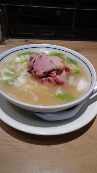 「塩バラそば」@バラそば屋 阿佐ヶ谷店の写真