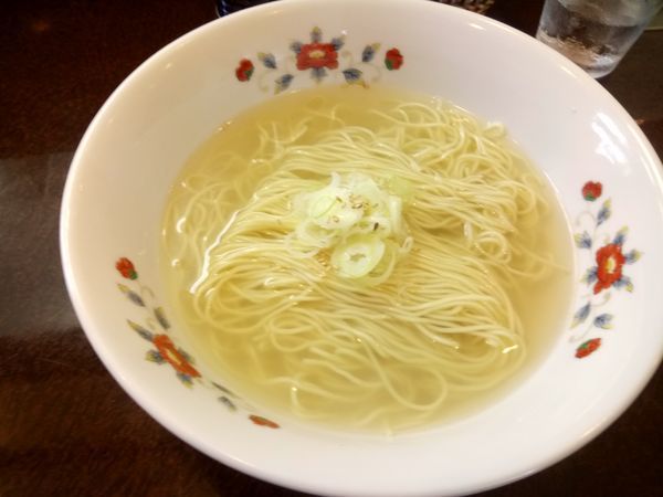 「塩ラーメン」@ラーメン寺子屋 麺倶楽部の写真