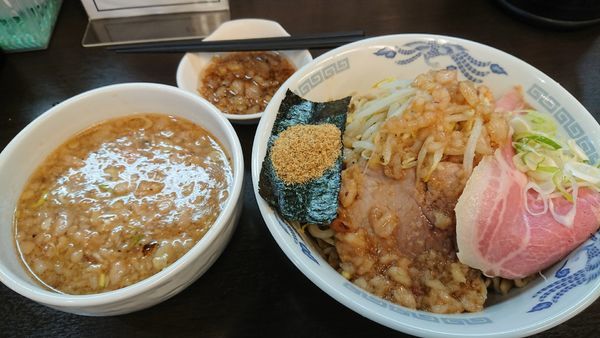 「つけ麺中盛300g+ローストポーク」@ラーメンどでん 大宮店の写真