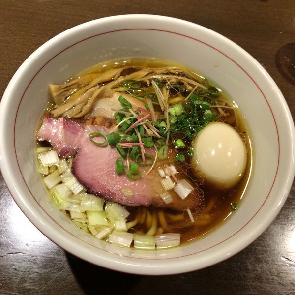 「虎徹そば（醤油・手揉み麺）780円＋味玉100円」@麺や 虎徹の写真