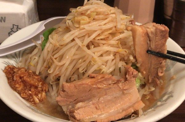 「醤油らーめん(700円)」@麺喰亭 まんぷくの写真