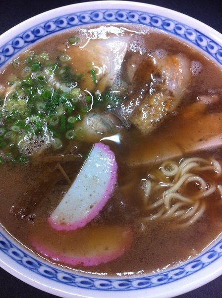 「中華そば」@紀乃國屋 ○中の写真