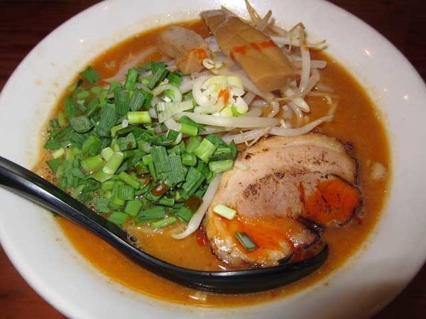 「辛味噌らーめん　830円」@富士らーめんの写真