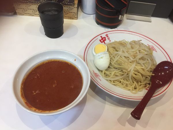 「冷し味噌ラーメン(5倍)¥800+ゆで卵スライス¥60」@蒙古タンメン 中本 大宮店の写真