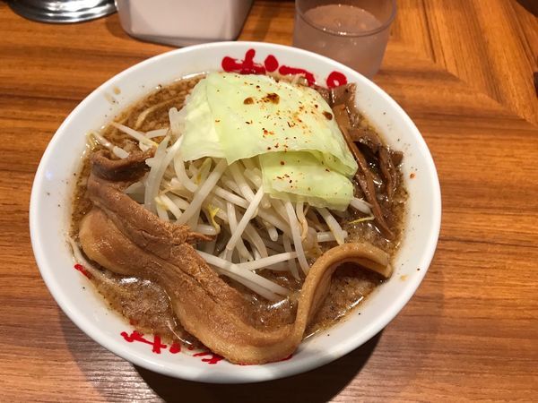 「がっつり煮干しラーメン セット1000円（一口ごはん&餃子）」@なんつッ亭 御徒町店の写真
