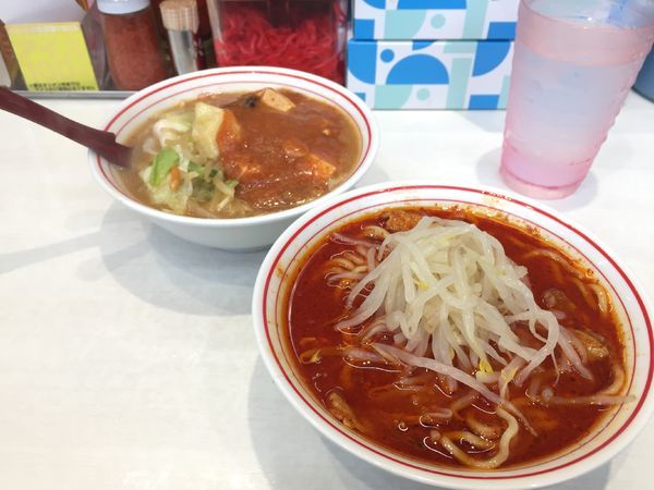 「得々セット(半蒙古タンメン＋半北極)750円」@蒙古タンメン 中本 船橋店の写真