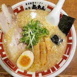 東京豚骨ラーメン