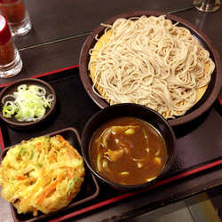 当店限定メニュー(450円)+かき揚げ(クーポン)