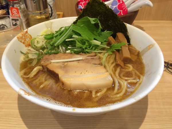 「らーめん」@麺処つむじの写真